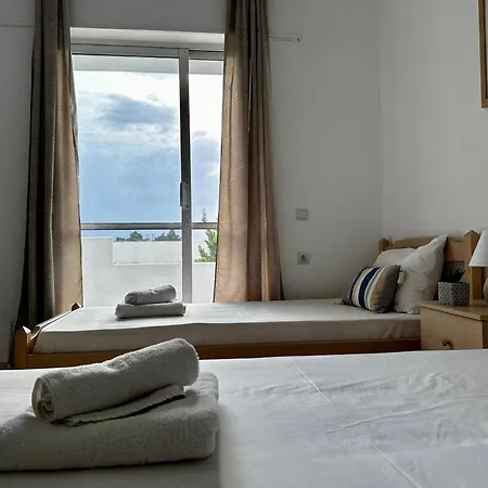 Central, Sunny & Spacious Apartment, In Kos, 